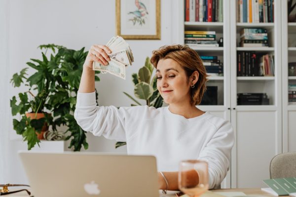Guadagnare con un Blog: 10 modi per creare una rendita online costante e duratura [guida completa]